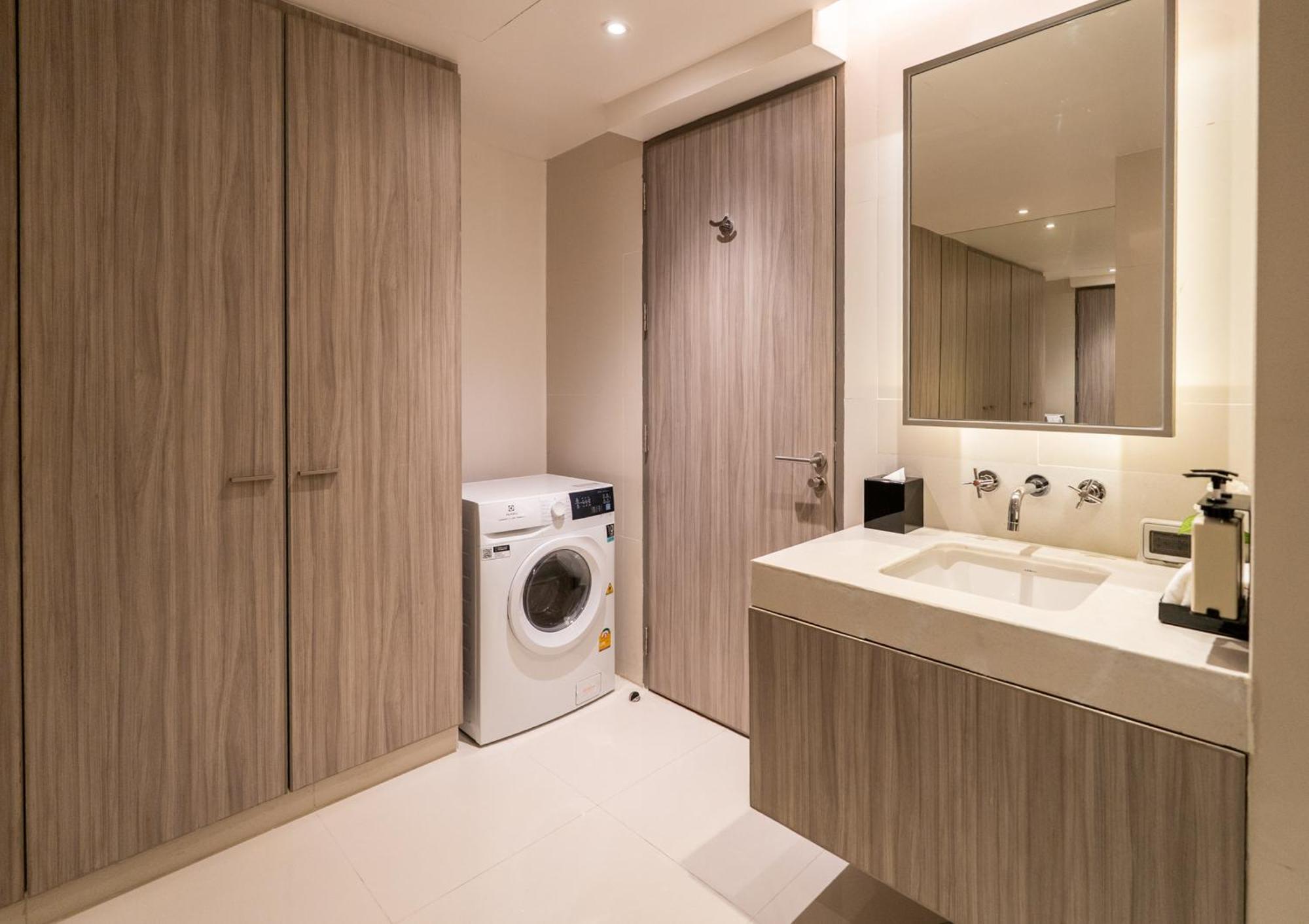 One-Bedroom Deluxe